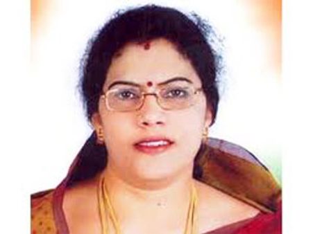 ఎంపి కిళ్లి కృపారాణి భర్తకు కోర్టు అరెస్టు వారంట్