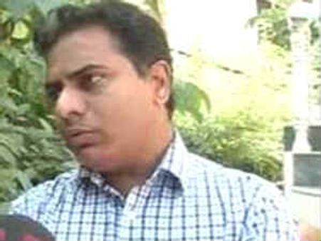 గన్‌మెన్‌లపై ఆలోచించండి: కెటిఆర్‌కు ఇంటెలిజెన్స్ లేఖ