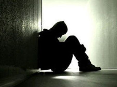 తొమ్మిదో అంతస్థు నుంచి దూకి టెక్కీ ఆత్మహత్య