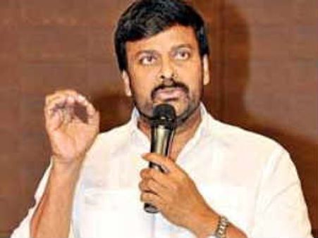 చిరంజీవి రచ్చబండలో వామపక్షాల రచ్చరచ్చ