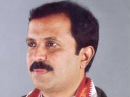 జగన్ వర్గం ఎమ్మెల్యేలను నమ్మొద్దు: మధు యాష్కీ