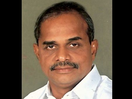 వైయస్‌కు రుణపడి ఉండాలి: టిడిపి ఎమ్మెల్యే ప్రశంసలు