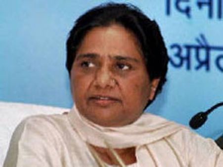 మరో పదేళ్లా?: రాహుల్‌గాంధీపై మాయావతి విమర్శలు