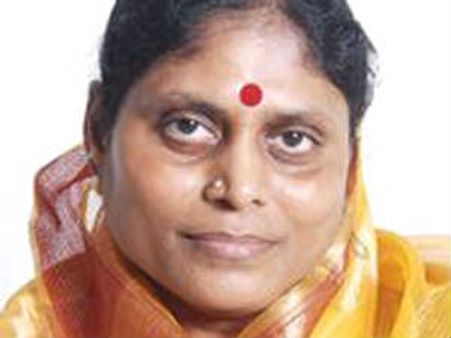 ఆత్మహత్యలకు ప్రోత్సహించవద్దు: వైయస్ విజయమ్మ
