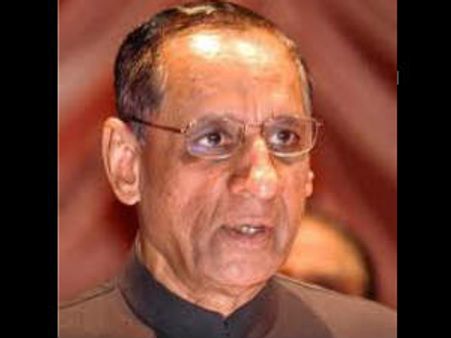 గవర్నర్ వద్దకు క్యూ కట్టిన నేతలు, రాజ్‌భవన్‌లో జోష్