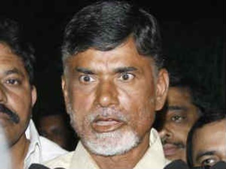 అధికారంలోకి వస్తే మద్యం మేమే అమ్మిస్తాం: చంద్రబాబు