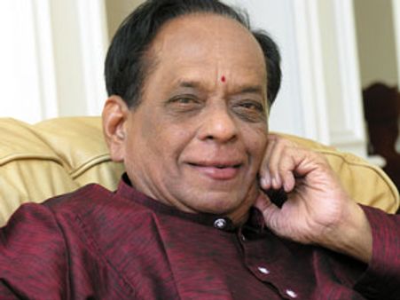 రజనీ అల్లుడా, అందుకే..: కొలవెరిపై బాల మురళీకృష్ణ