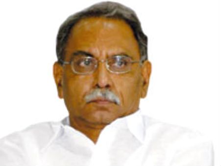 ఎమ్మార్ ప్రాపర్టీస్ కేసులో కెవిపికి సిబిఐ నోటీసు