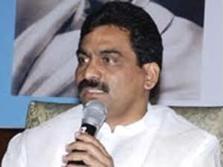 తెలంగాణపై కేంద్రం దగ్గర పరిష్కారం లేదు: లగడపాటి