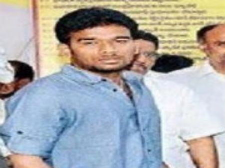 పరిటాల రవి వారసుడొస్తున్నాడు