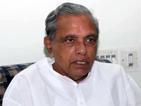 వైయస్ జగన్ వైపు చూస్తున్న గాదె వెంకటరెడ్డి?