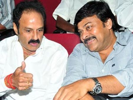 చిరు, బాలయ్య పోరు: తిరుపతిలో ఇరు పక్షాల ఘర్షణ