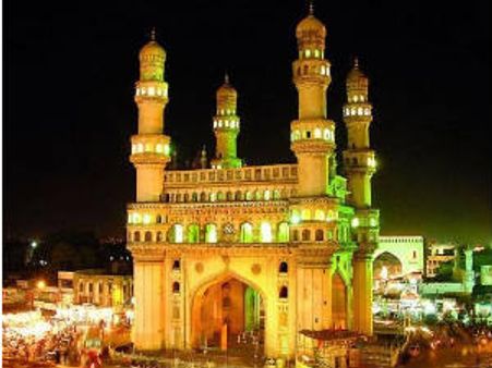 హైదరాబాదులో విషాదం, నలుగురు ఆత్మహత్య