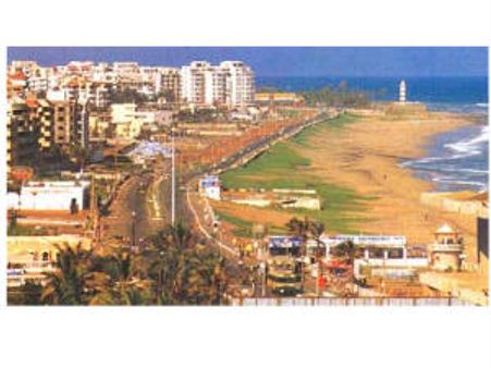 టెక్కీలను ఉద్యోగాల పేరుతో మోసం ముఠా అరెస్టు