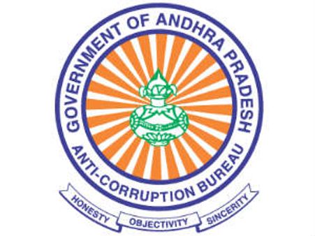 ఎసిబి దాడులకు కౌంటర్ అటాక్‌కు వైన్ డీలర్లు రెడీ