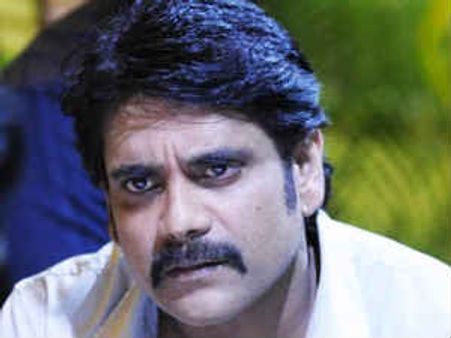 రాజకీయాలంటే ఇంట్రెస్ట్ కానీ రాణిస్తానో లేదో: నాగార్జున