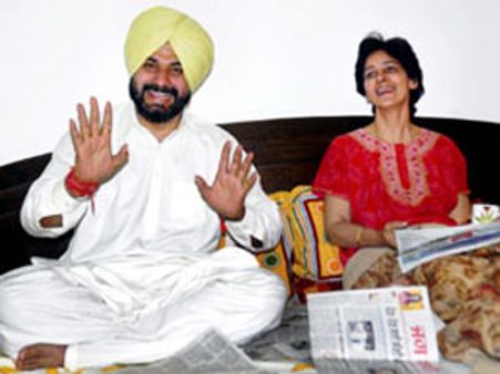 సిద్దూ భార్య గెలుపు: ఓడిన, గెలిచిన ప్రముఖులు