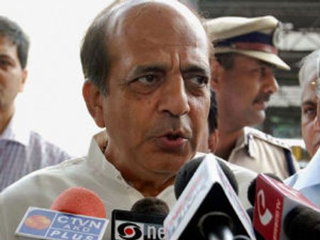 లోకసభకు మధ్యంతర ఎన్నికలు?, తెర తీసిన ద్వివేది