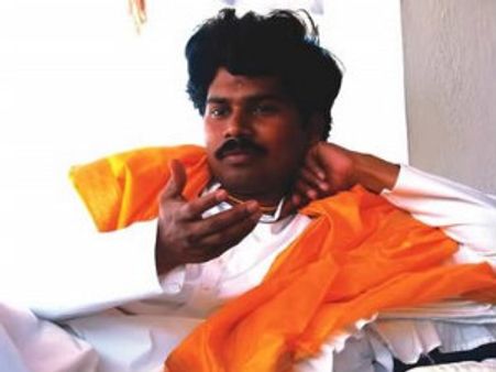 కాళేశ్వర్ బాబా వివాదాల పుట్ట