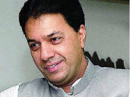 రాజ్యసభ రేసులో సురేష్ రెడ్డి, సోనియాతో బొత్స భేటీ