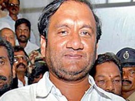 నల్లపురెడ్డి ప్రసన్న గెలిచారు, అనుచరులు ఓడారు?