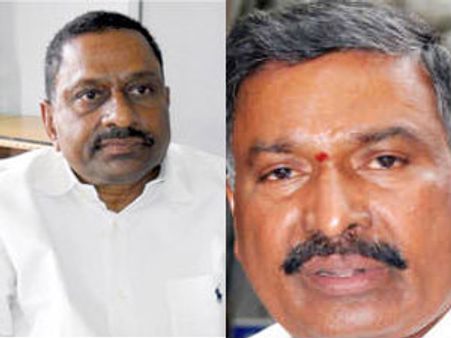 ఢిల్లీ బాట పట్టనున్న కిరణ్ వ్యతిరేక వర్గం, ఫిర్యాదుకే!