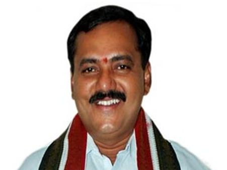 రాజకీయాల్లోకి డబ్బు సంస్కృతి చరిత్ర బాబుదే: గండ్ర