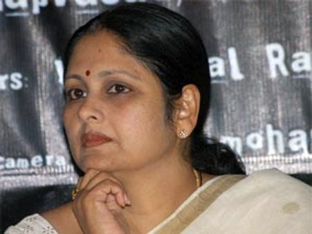 కిరణ్ గుడ్ సిఎం: ముఖ్యమంత్రికి జయసుధ కితాబు