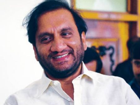 సభ వాయిదా, ఎమ్మెల్యేగా జగన్ వర్గం నేత ప్రమాణం