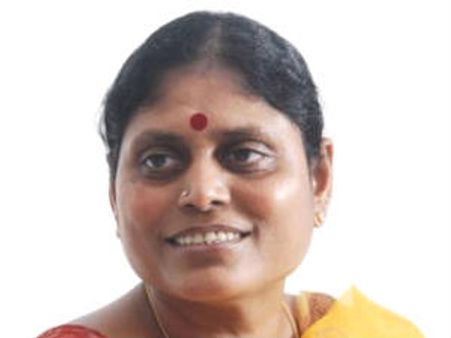 వైయస్ విజయమ్మకు 'పొలిటికల్' ట్రయినింగ్