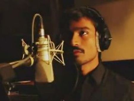 కొలవేరి డీని నిషేధించాలని కోరుతూ హైకోర్టులో పిటిషన్