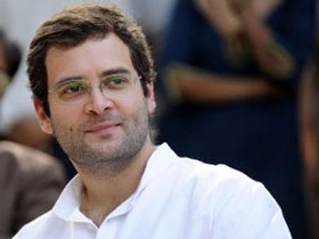 తెలంగాణ ఆత్మహత్యలు: రాహుల్ గాంధీ పైనా పిటిషన్