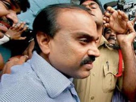 గాలి అక్రమ మైనింగ్ కేసులో ఆ ఇద్దరు కీలకం