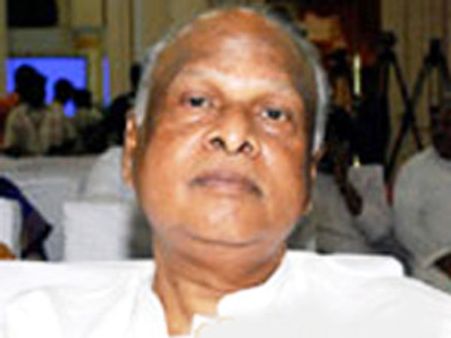 వైయస్‌కు కాంగ్రెస్ గురించి ఏమీ తెలియదు: పాలడుగు