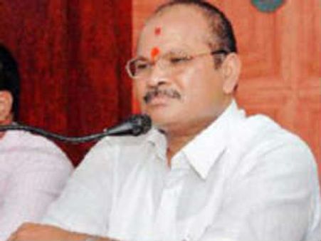 తారా చౌదరి ఎవరో నాకు తెలియదు: మంత్రి కన్నా