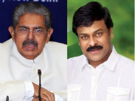 చిరు టాప్‌లీడరన్న రవి, విభేదాల్ని తేలిగ్గా కొట్టేసిన చిరు