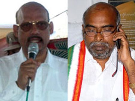 జగన్‌పై దుమ్మెత్తిపోసిన మంత్రులు, సాక్షి పత్రికపై సెటైర్