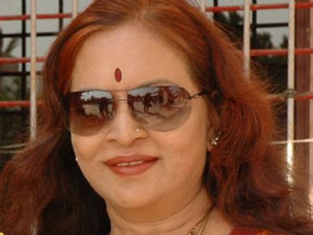 కృష్ణ సతీమణి విజయనిర్మలకు మినహాయింపు: సిబిఐ