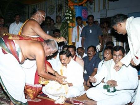 వైయస్‌కు నేనే సూచించా: పావలా వడ్డీ రుణంపై సిఎం