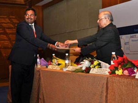 తెలుగు తేజానికి ప్రతిభా పురస్కారం