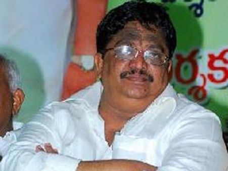 పరిశ్రమలో మాఫియా: నిర్మాత సి.కళ్యాణ్‌పై సిఐడి ఆరా