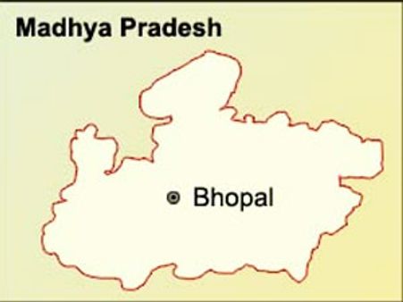 మహిళకు అశ్లీలమైన మెసేజ్‌లు పంపిన ఎబివిపి నేత