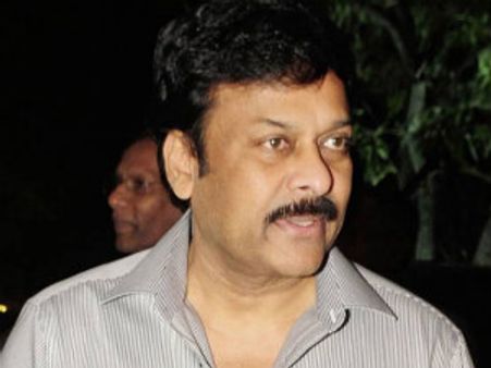 కూతురింట్లో డబ్బు: తమిళనాట చిరంజీవి పేరే, ఢిల్లీలో..