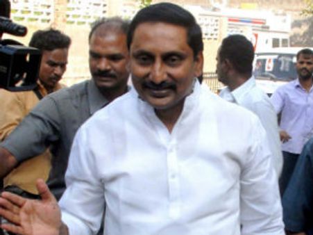 దొందు దొందే!: బాబుకు, జగన్‌కు తేడాలేదన్న కిరణ్‌రెడ్డి