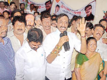 బాబుకు షాక్: కాంగ్రెసులోకి కందాటి శంకర రెడ్డి