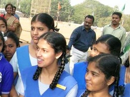 ఎస్‌ఎస్‌సి ఫలితాల విడుదల, బాలికలదే హవా