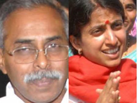  అరెస్టు కుట్ర: వైయస్ వివేకా, సోనియాపై భారతి ఫైర్