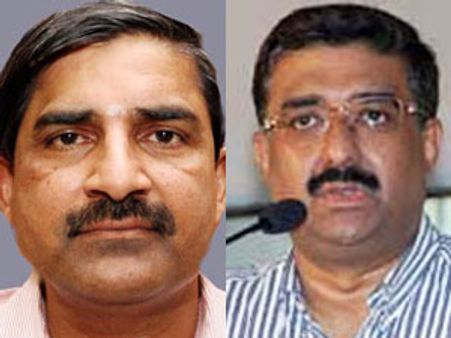 ఎల్వీ, బిపి ఆచార్య విచారణకు కోర్టు అనుమతి