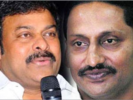 మార్పులుచేస్తాం: కిరణ్, వారికి ఓటేస్తే కన్నీళ్లు..చిరంజీవి