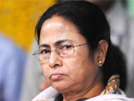 మమతకు షాక్: టాటాపై న్యాయపోరులో ఓటమి